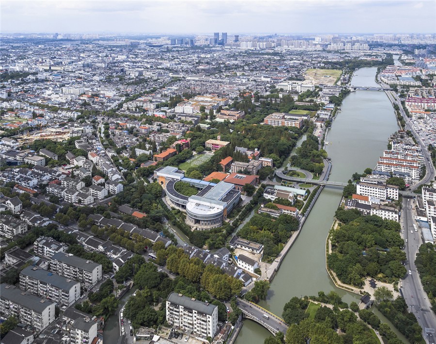 13-千年古城中的百年学府与法学院-by秦伟.jpg 13-千年古城中的百年学府与法学院-by秦伟.jpg