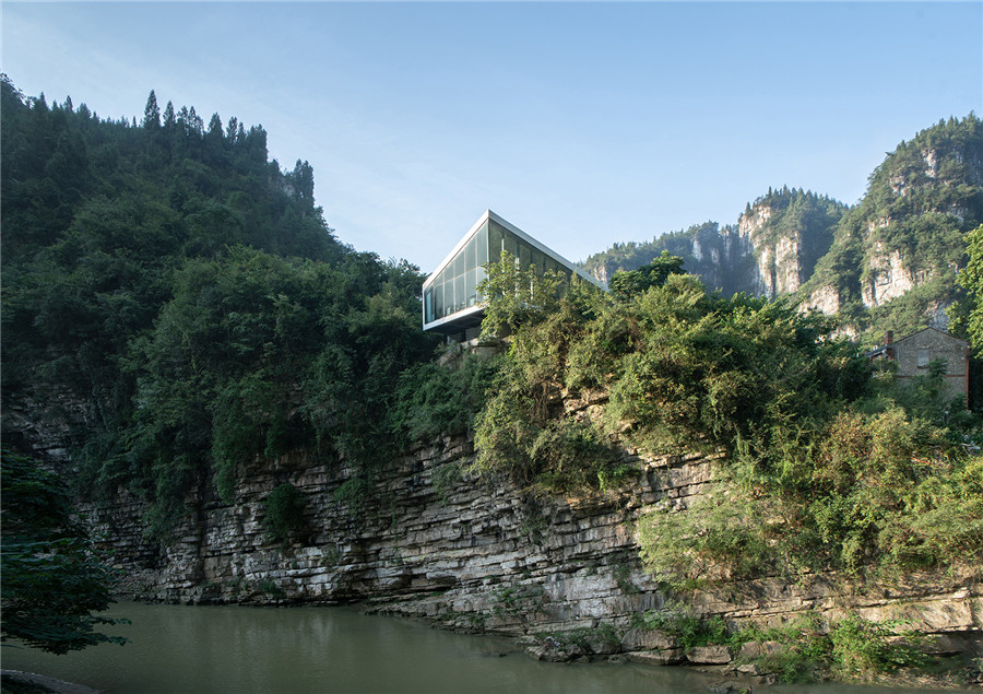 从河对岸看建筑View across the river.jpg