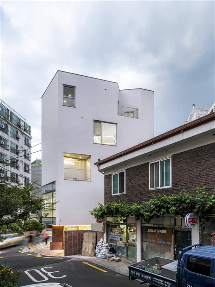 deungchon-ohgak-shop-and-house-ohoo-architects_15.jpg