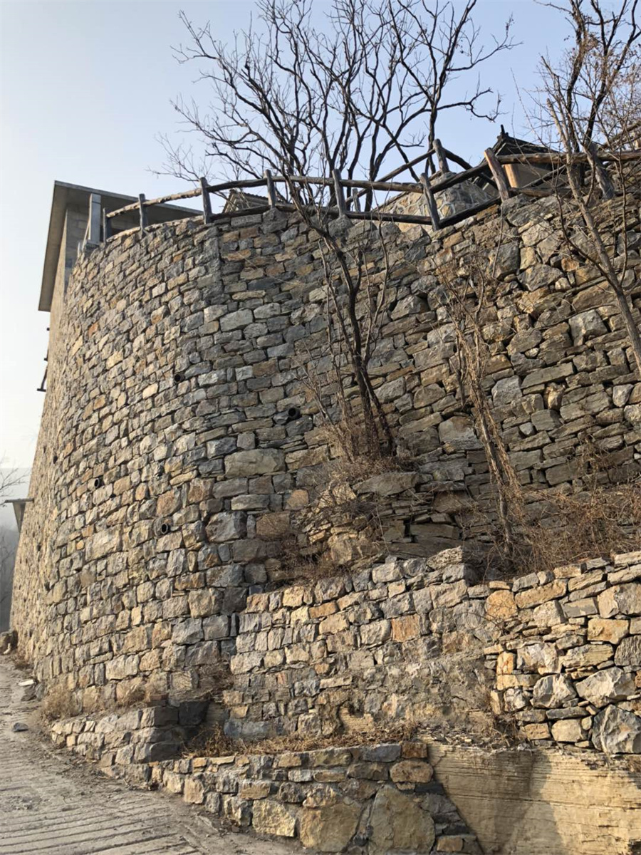 01-淄博传统的毛石砌民居 Traditional rubble stone dwellings in Zibo.jpg