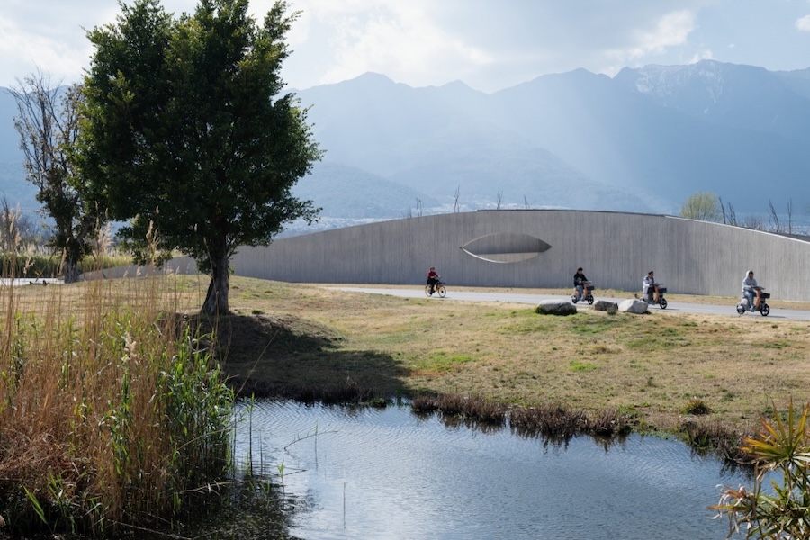 008-jiapeng-village-service-station-by-zhaoyang-architects-960x640.jpg