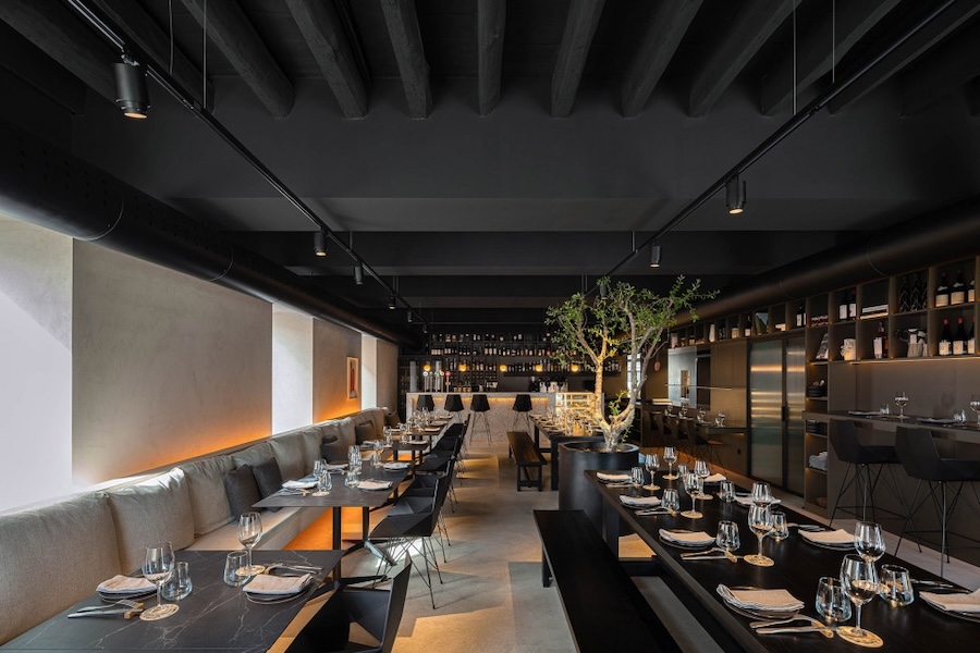 003-mercantel-restaurant-by-paulo-martins-arquitectura-design-960x640.jpg